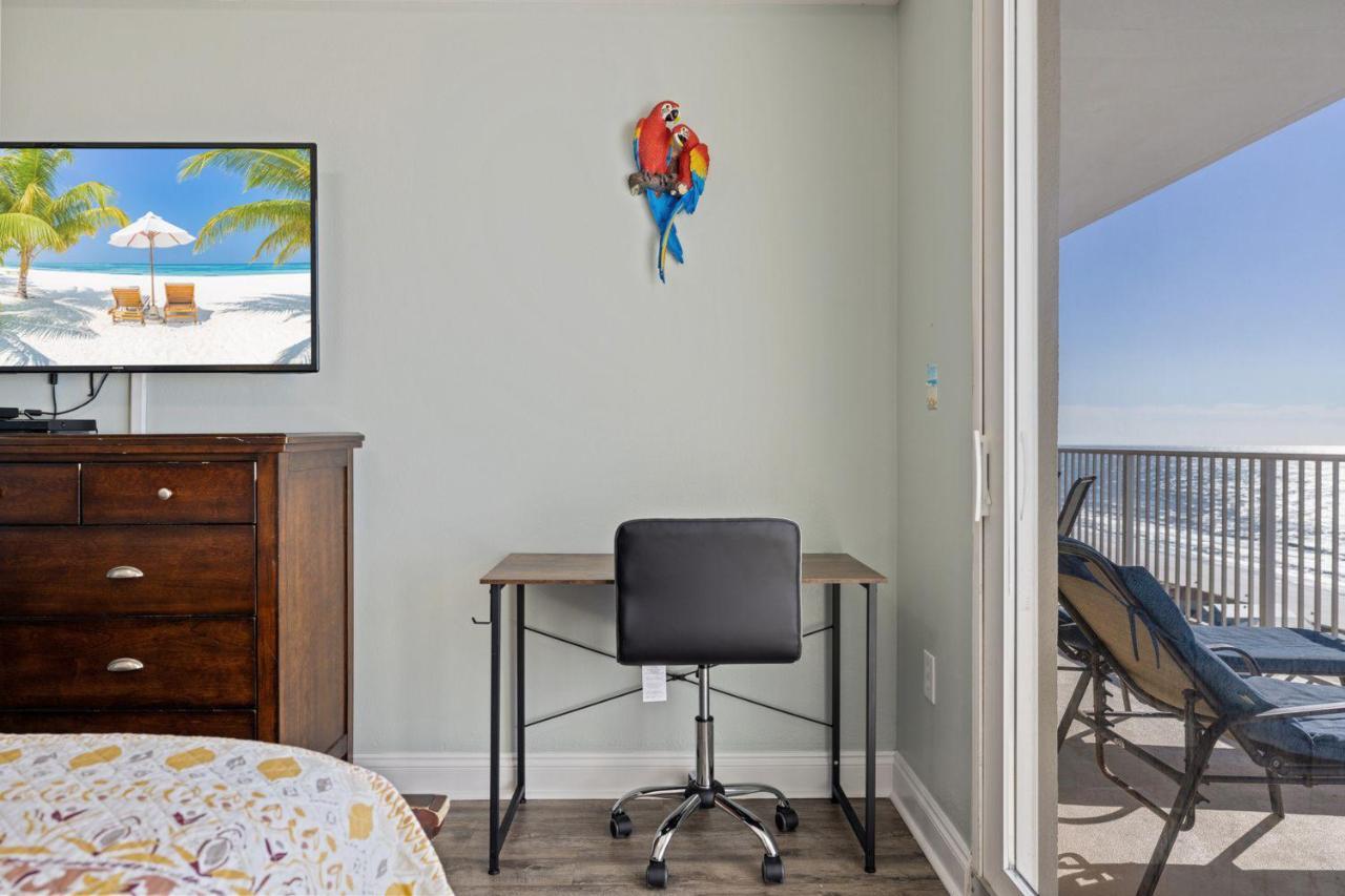 Laketown Wharf! Sleeps 9 - Resort Beach Condo, Stunning Ocean Views! By Dolce Vita Getaways Pcb Panama City Beach Bagian luar foto